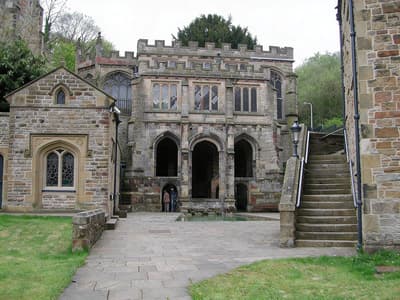 Nachher - Saubere Poolside-Bearbeitung