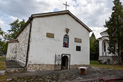 Après - Photo d'église redressée