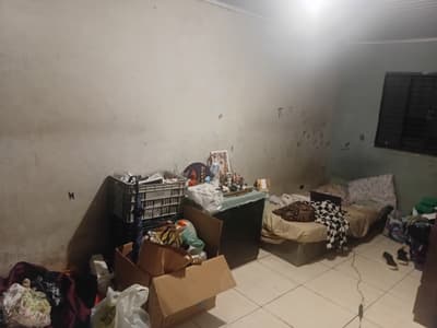Antes - Quarto organizado e arrumado