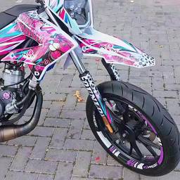 White Chassis Moped Recolor