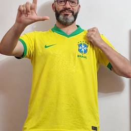 Depois - Edição de Fã da Camisa do Brasil