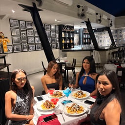 Antes - Troca de pessoa em foto de grupo