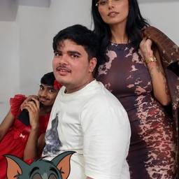 Swap Person in Group Photo