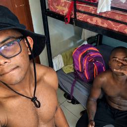 Add Abs to Selfie