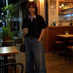 Café Portrait Photo Swap