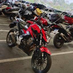 Antes - Edición de Foto de Moto Limpia