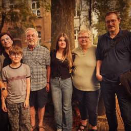 80s Retro Family Photo