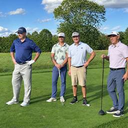 Golf Group Photo Cleanup